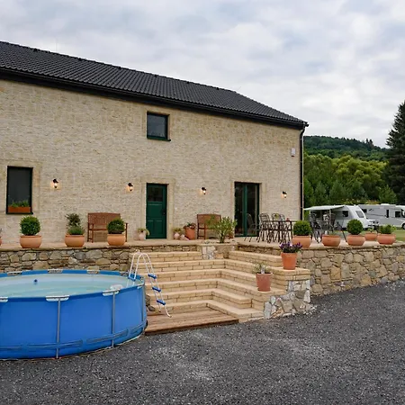 Dom Pri Jazere, * Bešeňová