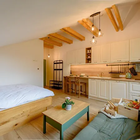 Dom Pri Jazere, Apartamento Bešeňová