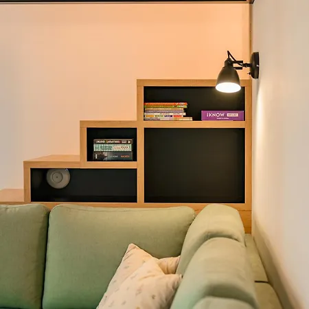 Dom Pri Jazere, * Bešeňová