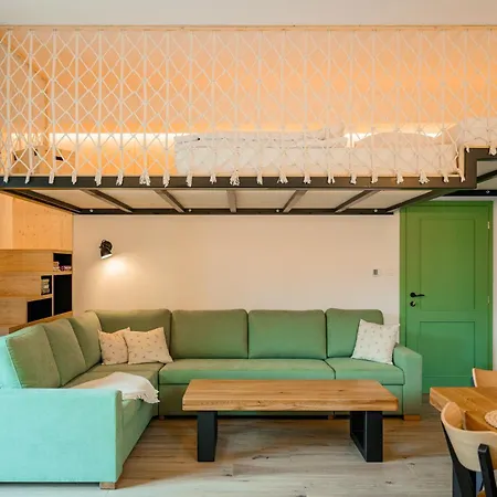 Διαμέρισμα Dom Pri Jazere, *