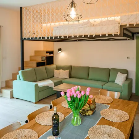 Dom Pri Jazere, Apartment Besenova